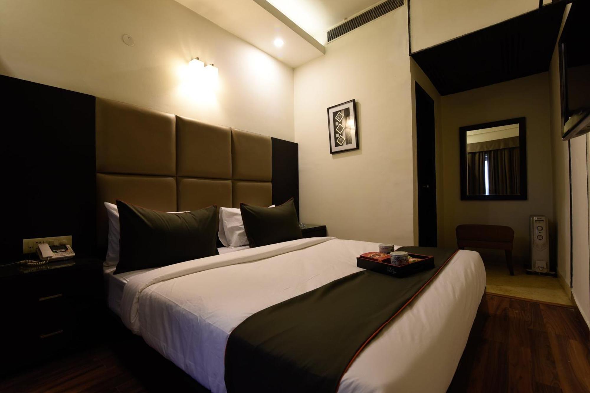 Hotel O Venkata Sai Sadan Mathrusree Nagar Kondapur  Kültér fotó