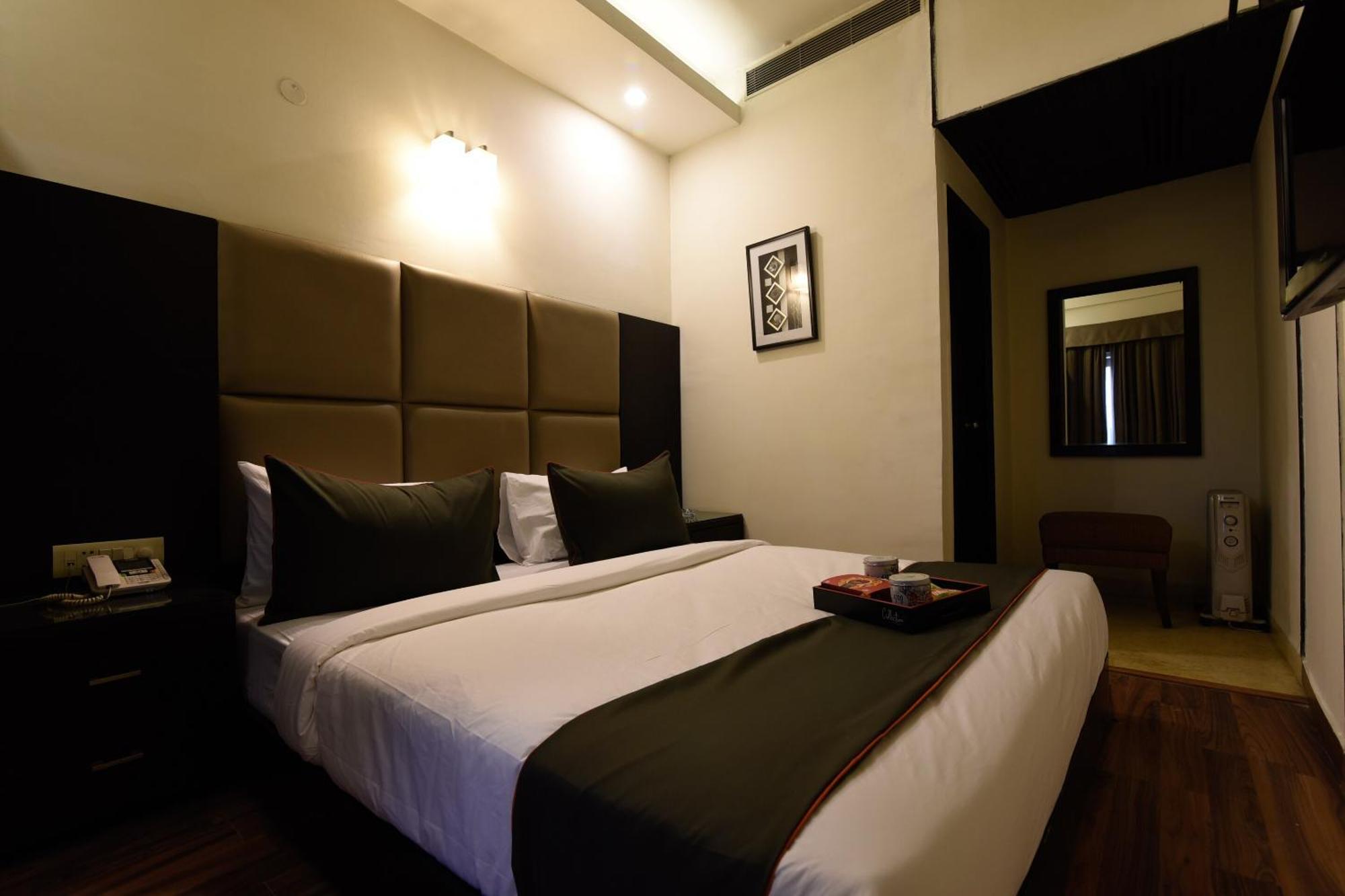 Hotel O Venkata Sai Sadan Mathrusree Nagar Kondapur  Kültér fotó